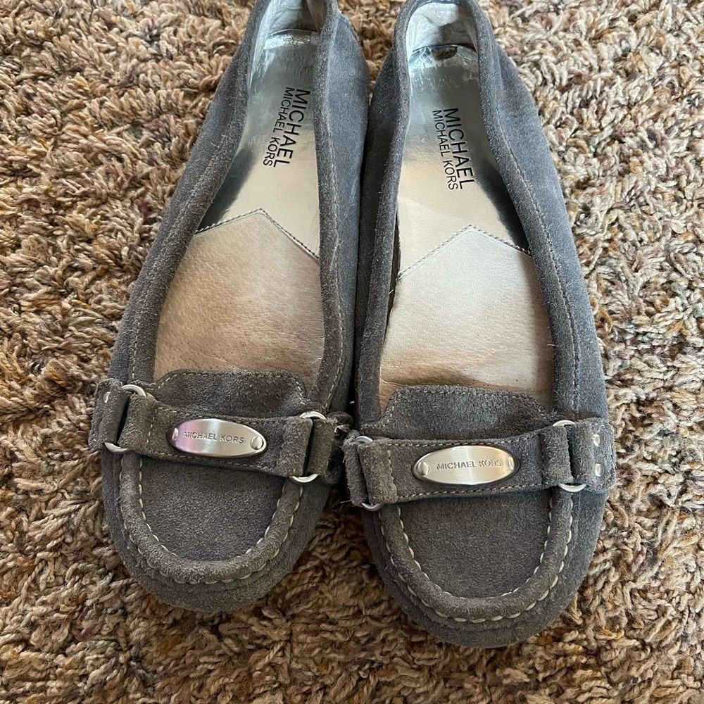 Michael Kors gray flats